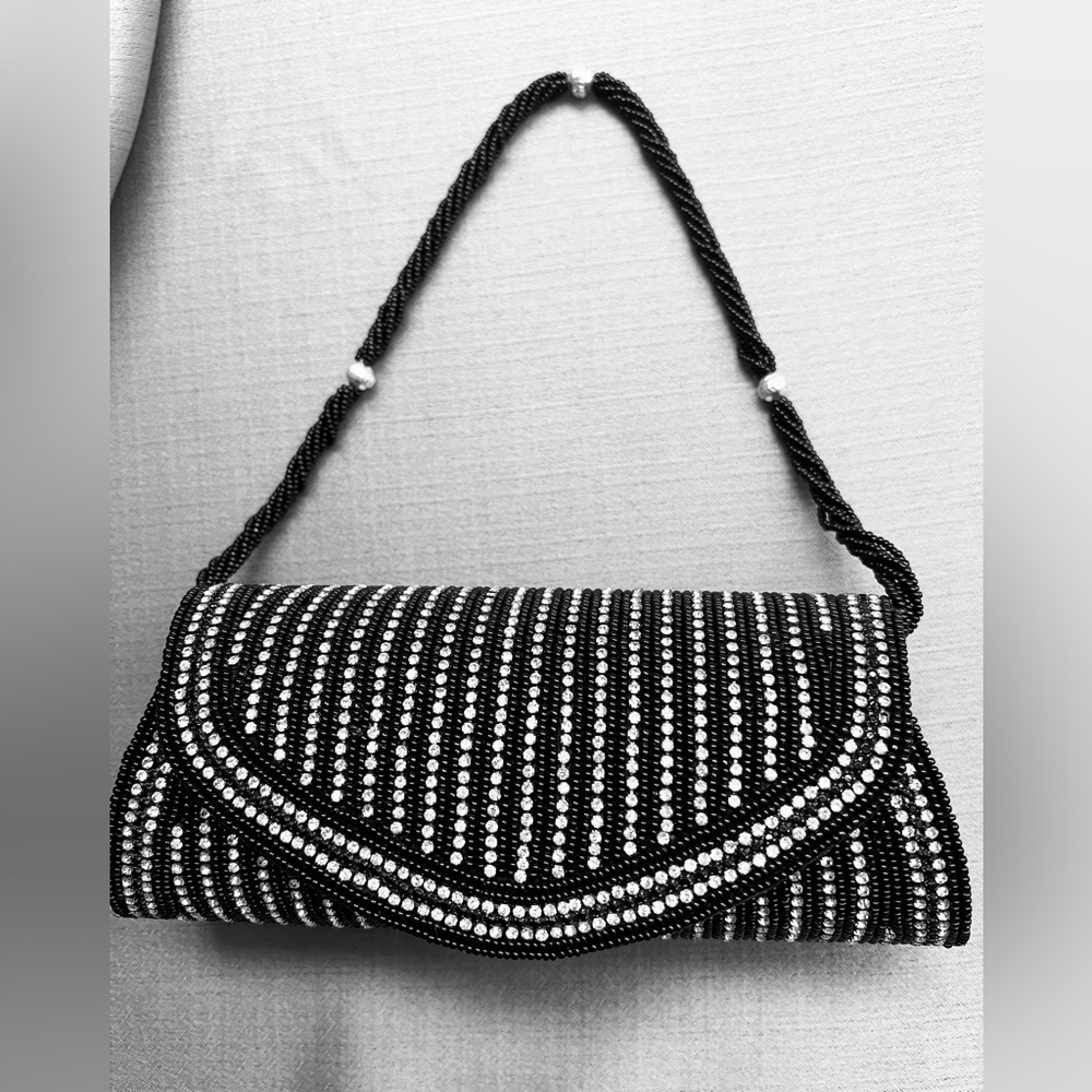 TANJORE CLUTCH - Glamorous and elegant, beaded clutch/ Color black & silver